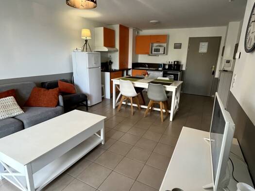 Appartement à vendre 158 000 € 2 pièces 1 chambre 44 m² Étage 1/2 Gréoux-les-Bains 04800