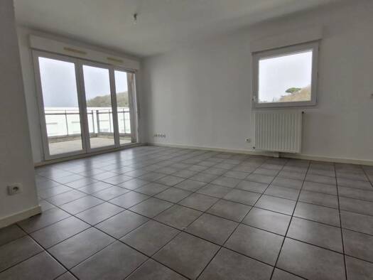 Appartement à vendre 193 000 € 3 pièces 2 chambres 58,9 m² Étage 5/5 La Souys Floirac 33270