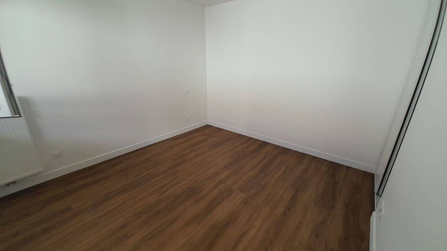 Appartement 3 pièces 66 m² · à Floirac · 65,9 m² · 883 €