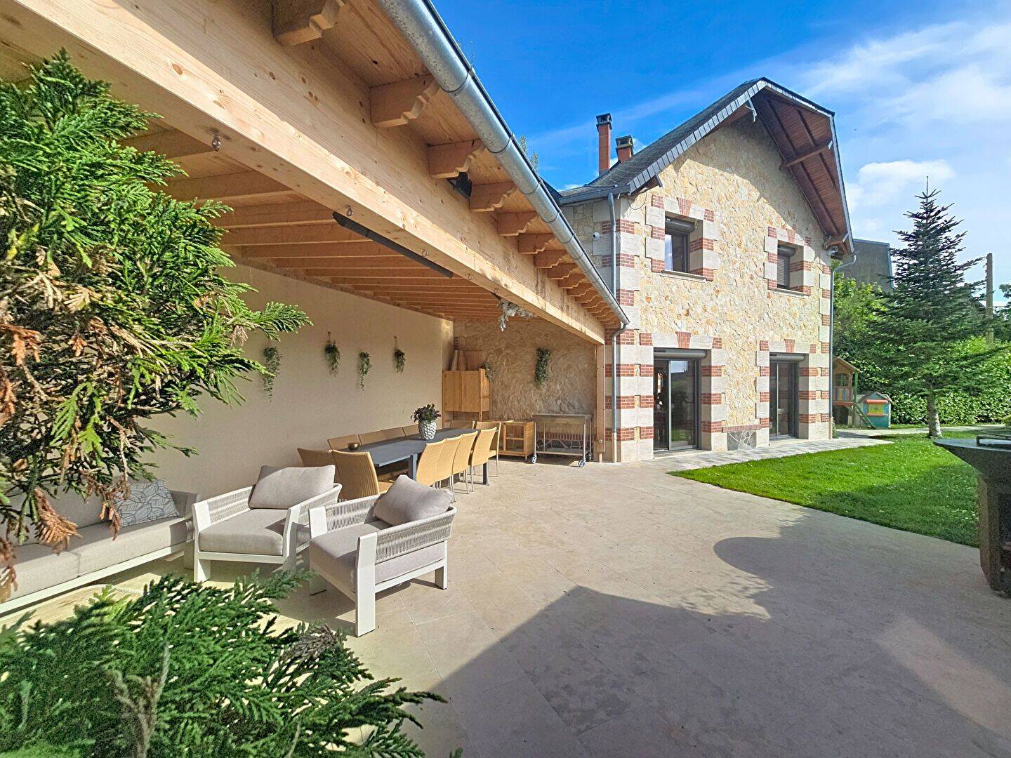 Maison 7 pièces 144 m² · à Trouville-sur-Mer · 144 m² · 785 000 €