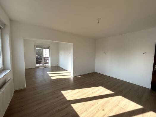 Appartement à louer 1 450 € 4 pièces 3 chambres 110 m² 1er étage Morlange Bel-Air Bertrand Nord Fameck 57290