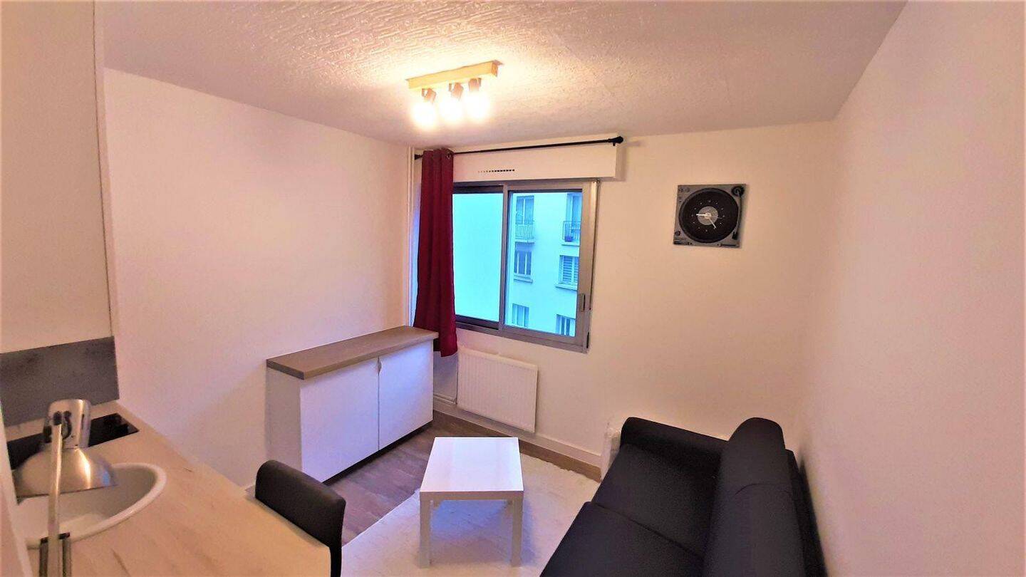Appartement 1 pièce 14 m² · à Rouen · 14 m² · 400 €