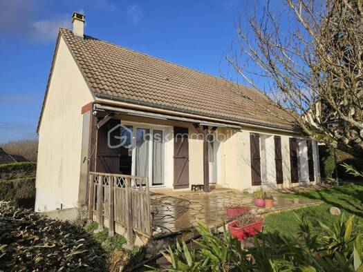 Maison de plain-pied à vendre 180 000 € 4 pièces 3 chambres 87 m² 606 m² de terrain Bussy-en-Othe 89400