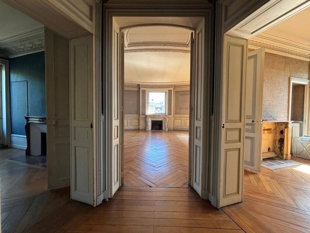 Appartement 3 pièces 147 m² · à Dijon · 147,5 m² · 425 000 €