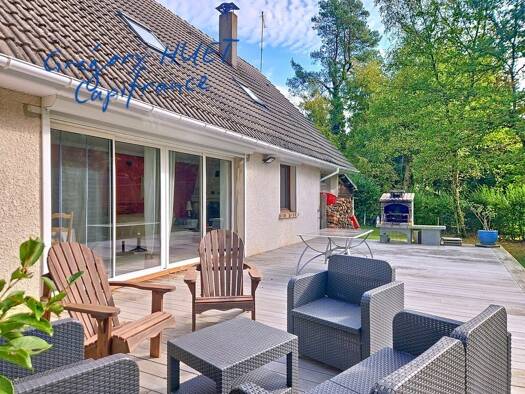 Maison à vendre 275 000 € 8 pièces 6 chambres 151 m² 2 023 m² de terrain Bosc-Renoult-en-Roumois 27520