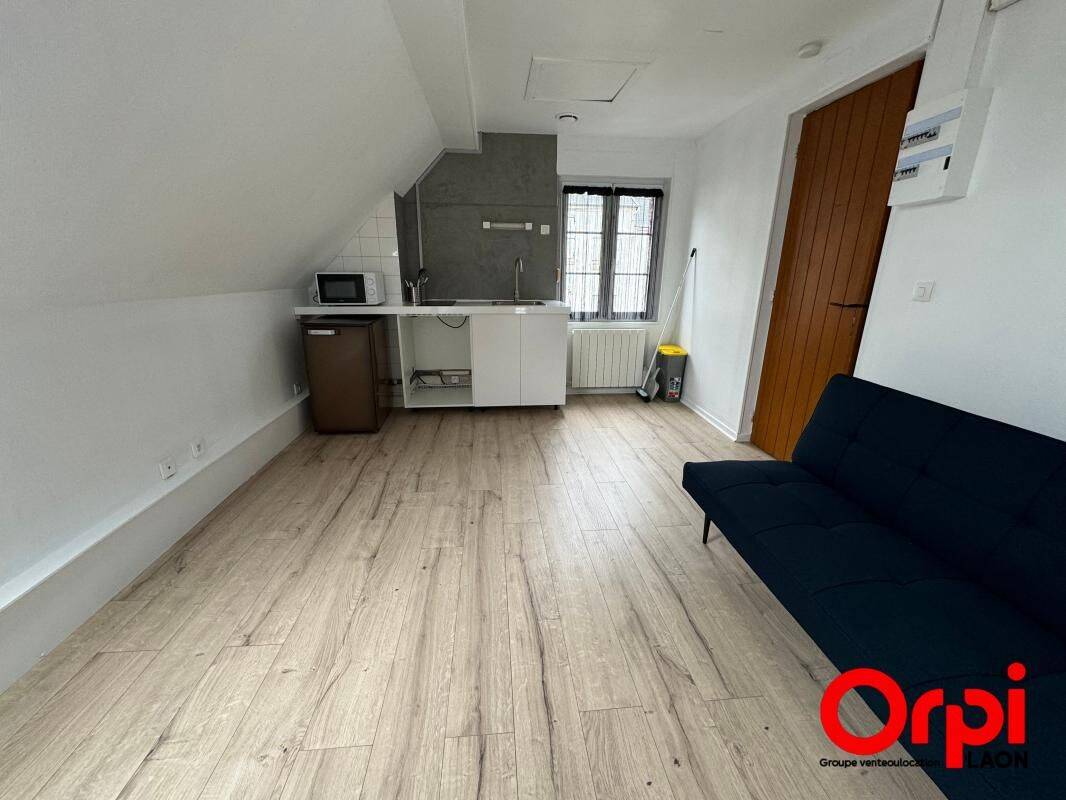 Appartement 1 pièce 15 m² · à Laon · 15 m² · 395 €/mois