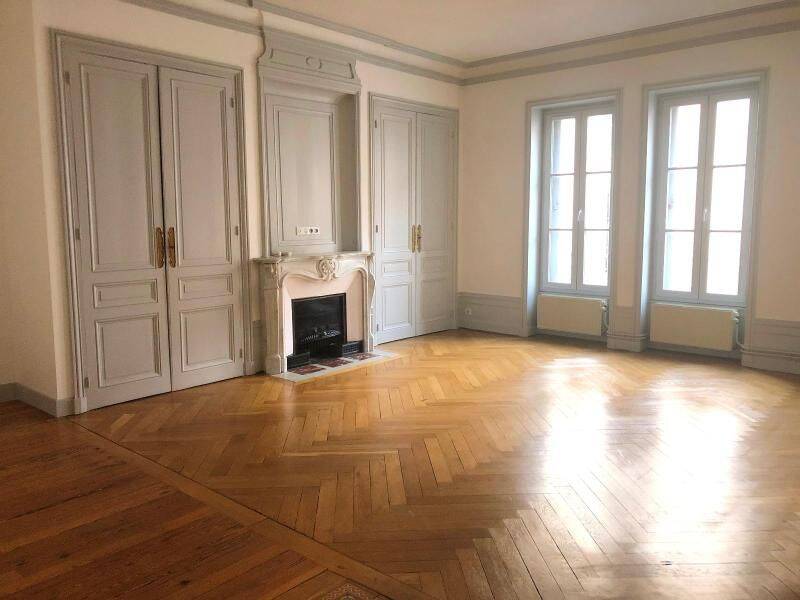 Appartement 4 pièces 117 m² · à Villefranche-sur-Saône · 117 m² · 1 167 €/mois