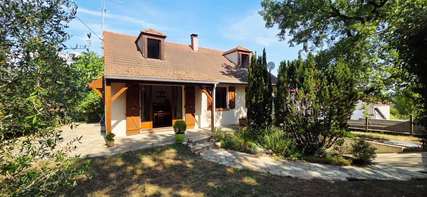 Maison 5 pièces 101 m² · à Étampes · 101 m² · 260 000 €