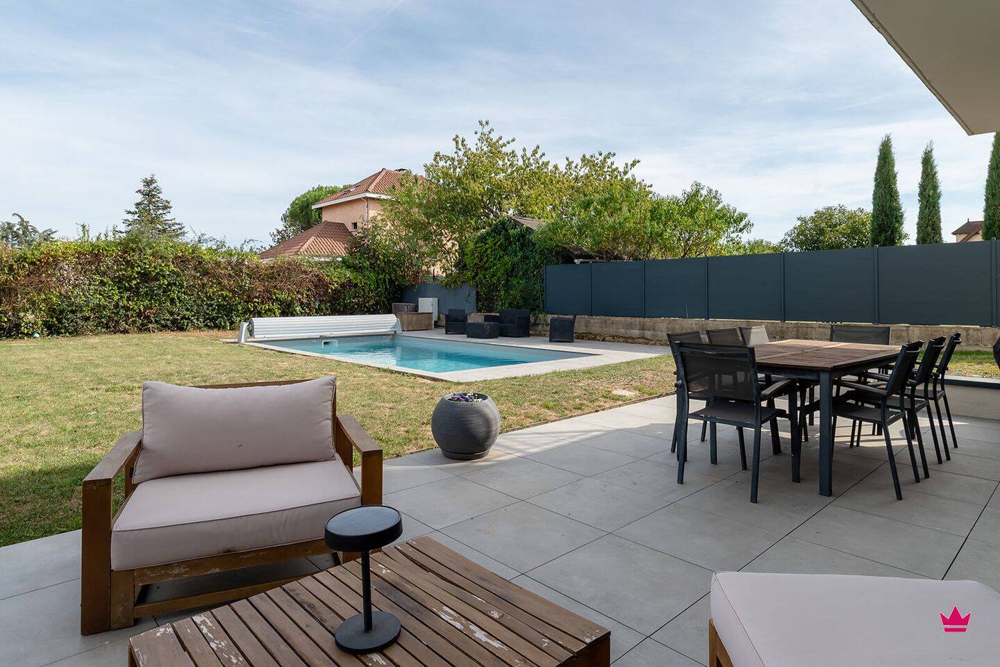 Maison 8 pièces 186 m² · à Genas · 186 m² · 699 000 €