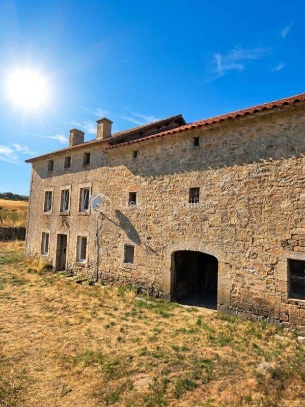 Maison 5 pièces 120 m² · à Saugues · 120 m² · 125 000 €