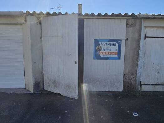 Parking à vendre 18 500 € 16 m² Trélivan 22100