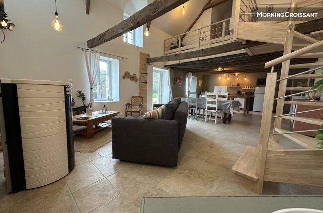 Maison 2 pièces 150 m² · à Saint-Thuriau · 150 m² · 1 300 €/mois