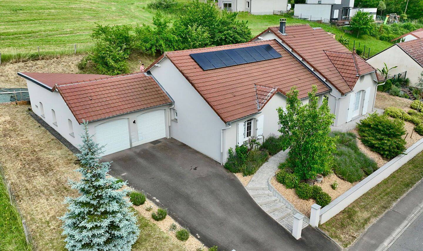 Maison 6 pièces 213 m² · à Haute-Kontz · 213 m² · 565 000 €