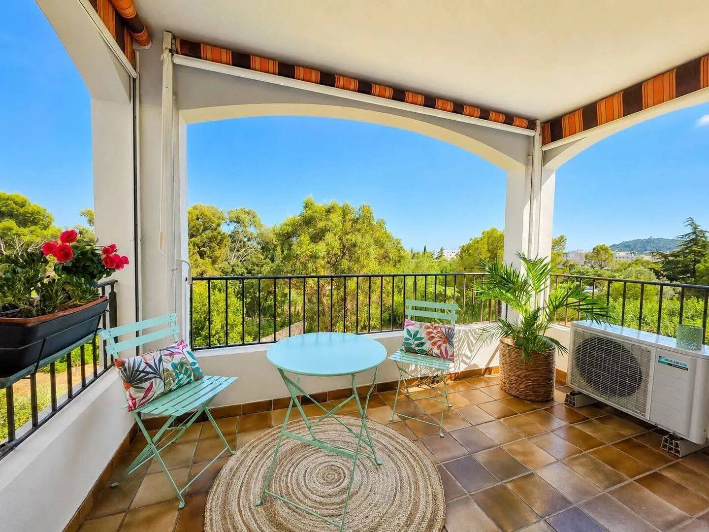 Appartement 4 pièces 100 m² · à Hyères · 100,1 m² · 325 000 €