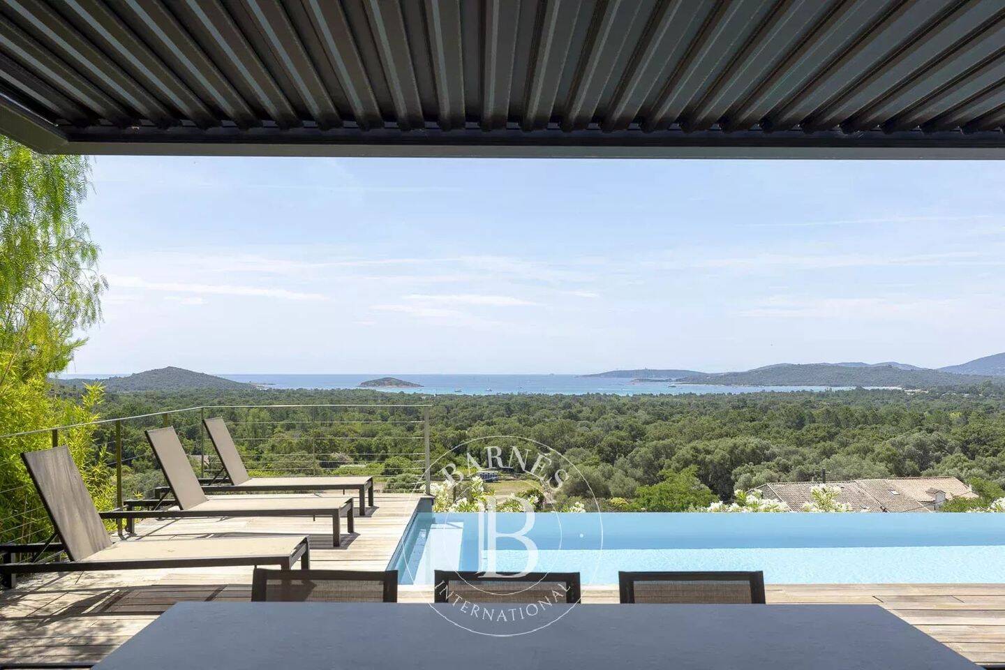 Maison 6 pièces 180 m² · à Zonza · 180 m² · 2 438 000 €
