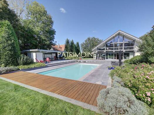 Maison à vendre 3 500 000 € 8 pièces 4 chambres 353 m² 3 960 m² de terrain Feucherolles 78810