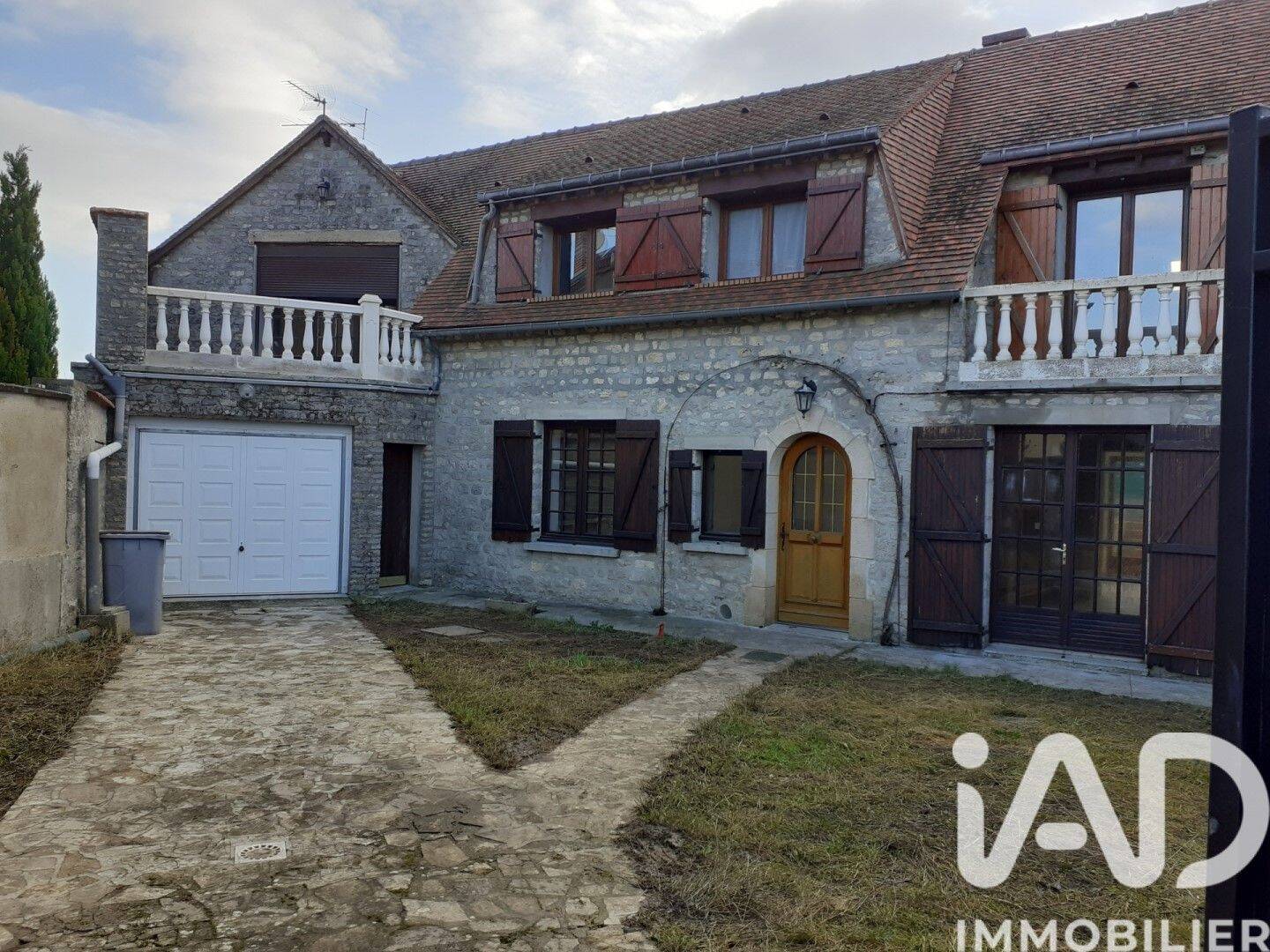 Maison 6 pièces 141 m² · à Ymonville · 140,5 m² · 200 000 €