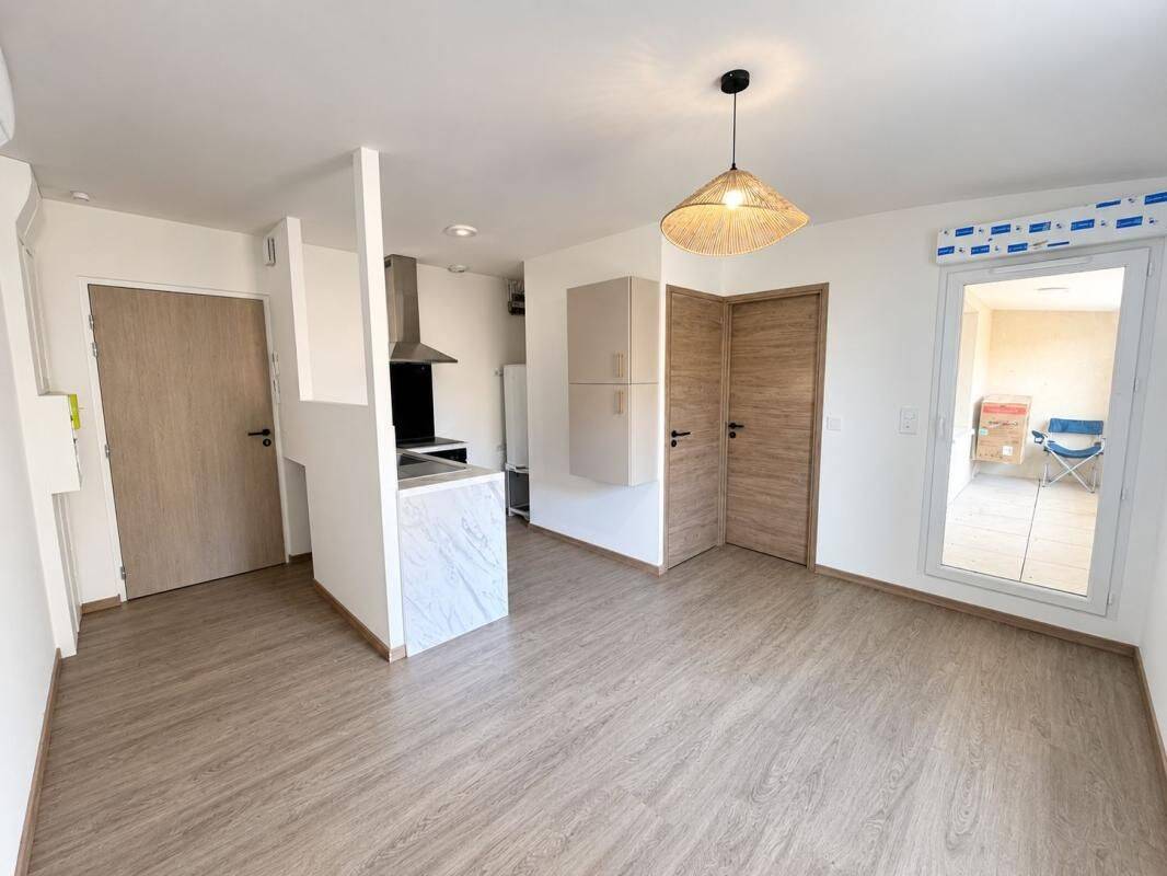Appartement 1 pièce 32 m² · à Gréoux-les-Bains · 32 m² · 650 €/mois