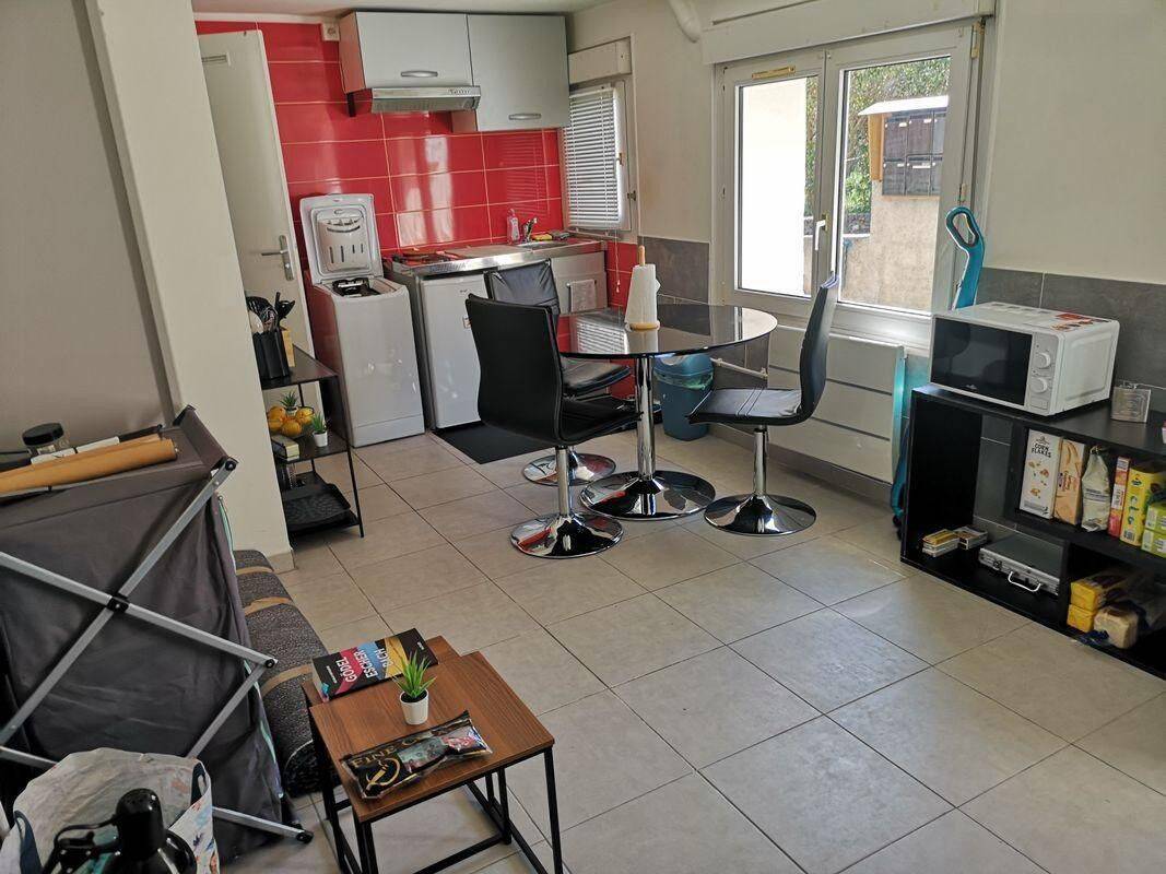 Appartement 1 pièce 18 m² · à Longjumeau · 18 m² · 550 €
