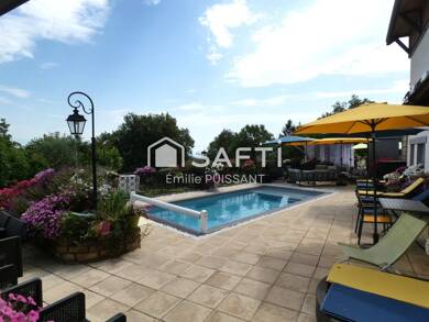 Hôtel particulier à vendre 790 000 € 20 pièces 14 chambres 660 m² 7 878 m² de terrain Valromey sur Seran 01260
