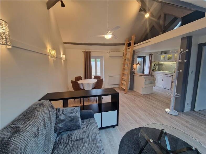 Duplex à louer 920 € 2 pièces 1 chambre 37 m² 2ème étage Montfort-l'Amaury 78490