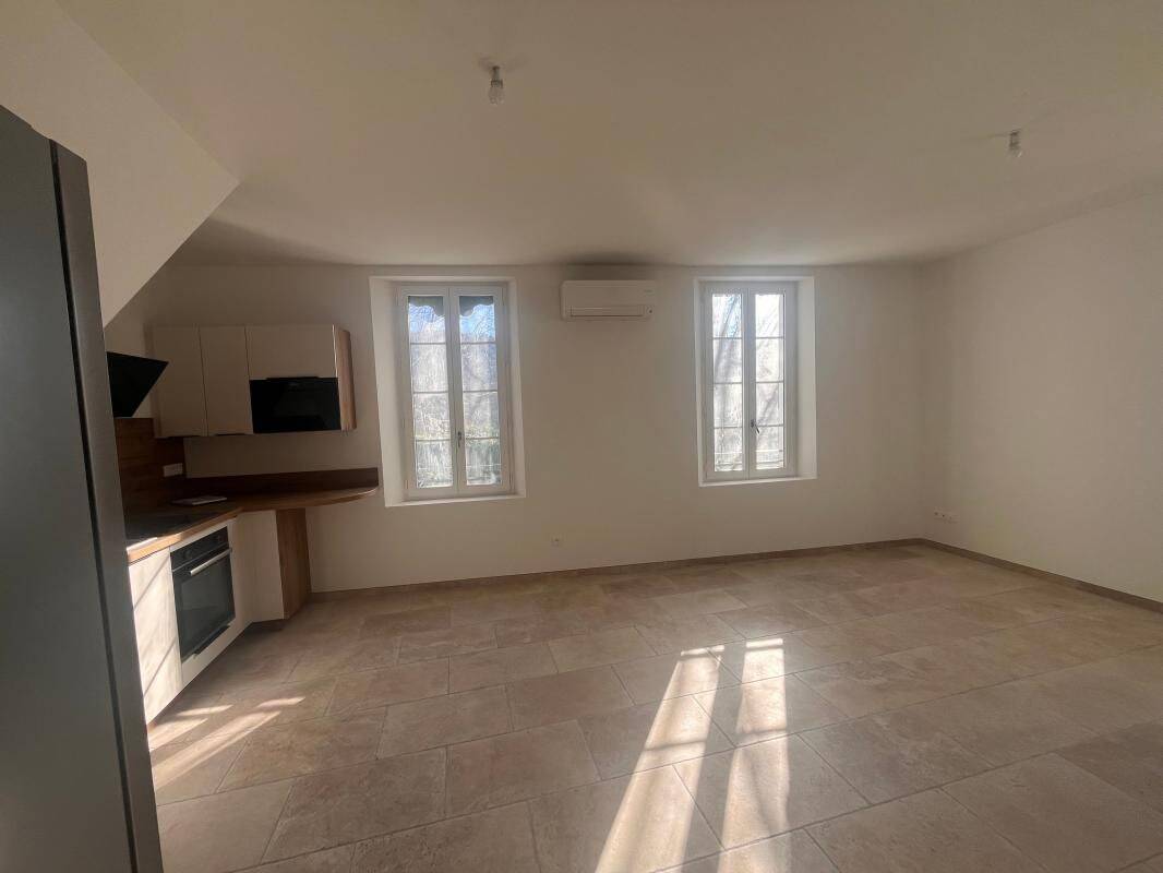 Appartement 3 pièces 61 m² · à Riez · 61 m² · 820 €/mois