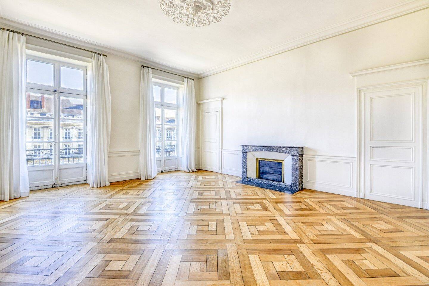 Appartement 5 pièces 153 m² · à Nantes · 153 m² · 2 785 €