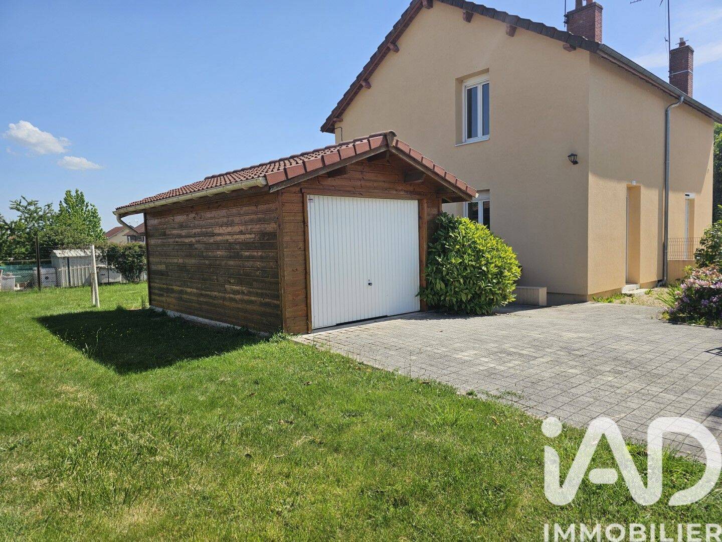Maison 4 pièces 69 m² · à Saint-Vallier · 69 m² · 69 000 €