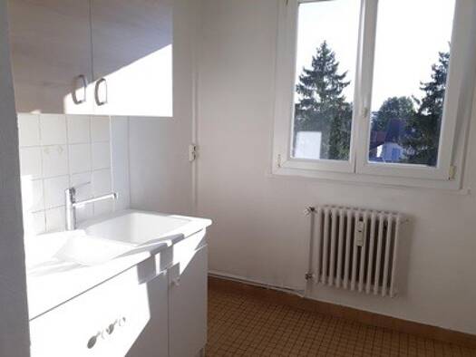Appartement à louer 613 € 3 pièces 2 chambres 65,9 m² Étage 3/4 Centre Sud Vesoul 70000