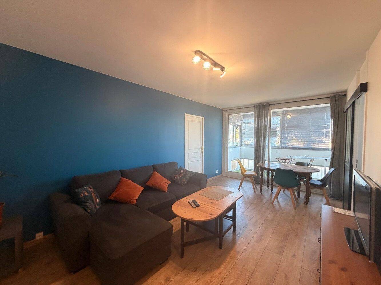 5 pièces 91 m² · à Bron · 91 m² · 500 €