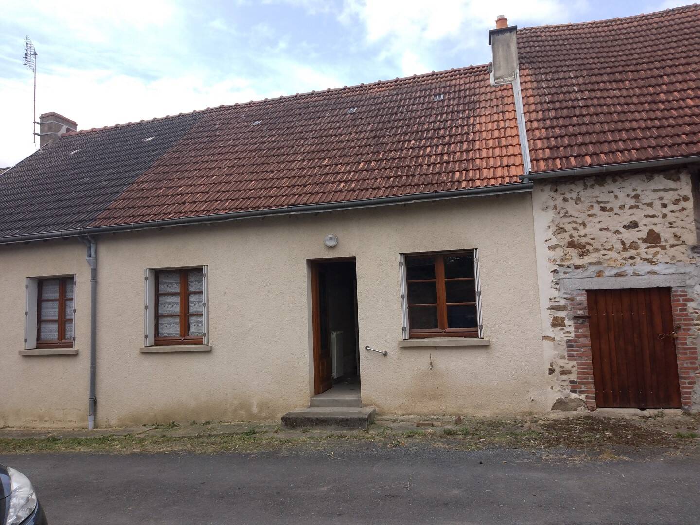 Maison 5 pièces 113 m² · à La Celle-Dunoise · 113 m² · 75 000 €
