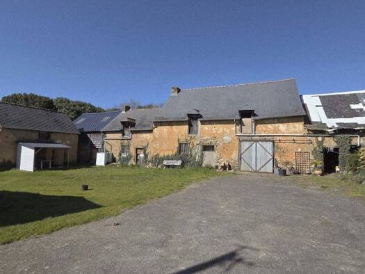 Maison à vendre 435 000 € 6 pièces 2 chambres 100 m² 5 900 m² de terrain Acigné 35690