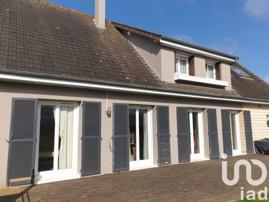 Maison de ville à vendre 247 000 € 8 pièces 6 chambres 170 m² Beaumont-le-Roger 27170