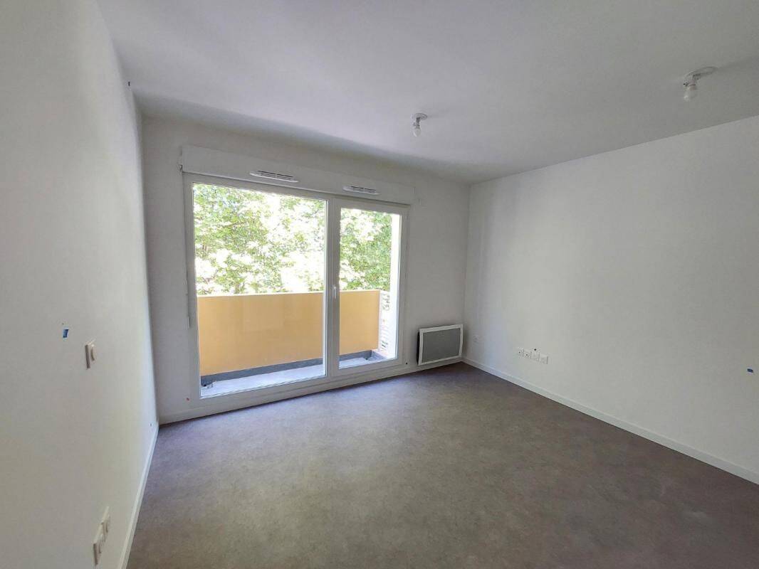 Appartement 1 pièce 22 m² · à Joué-lès-Tours · 22 m² · 350 €