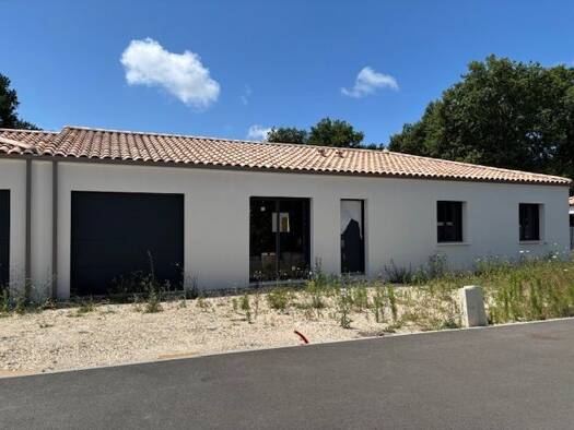 Terrain avec maison neuve à vendre 329 900 € 4 pièces 3 chambres 103 m² 399 m² de terrain La Palmyre Les Mathes 17570