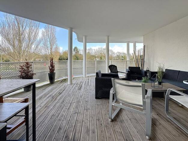 Appartement à vendre 348 150 € 3 pièces 2 chambres 59,6 m² Étage 1/3 Saint Eloi La Rochelle 17000