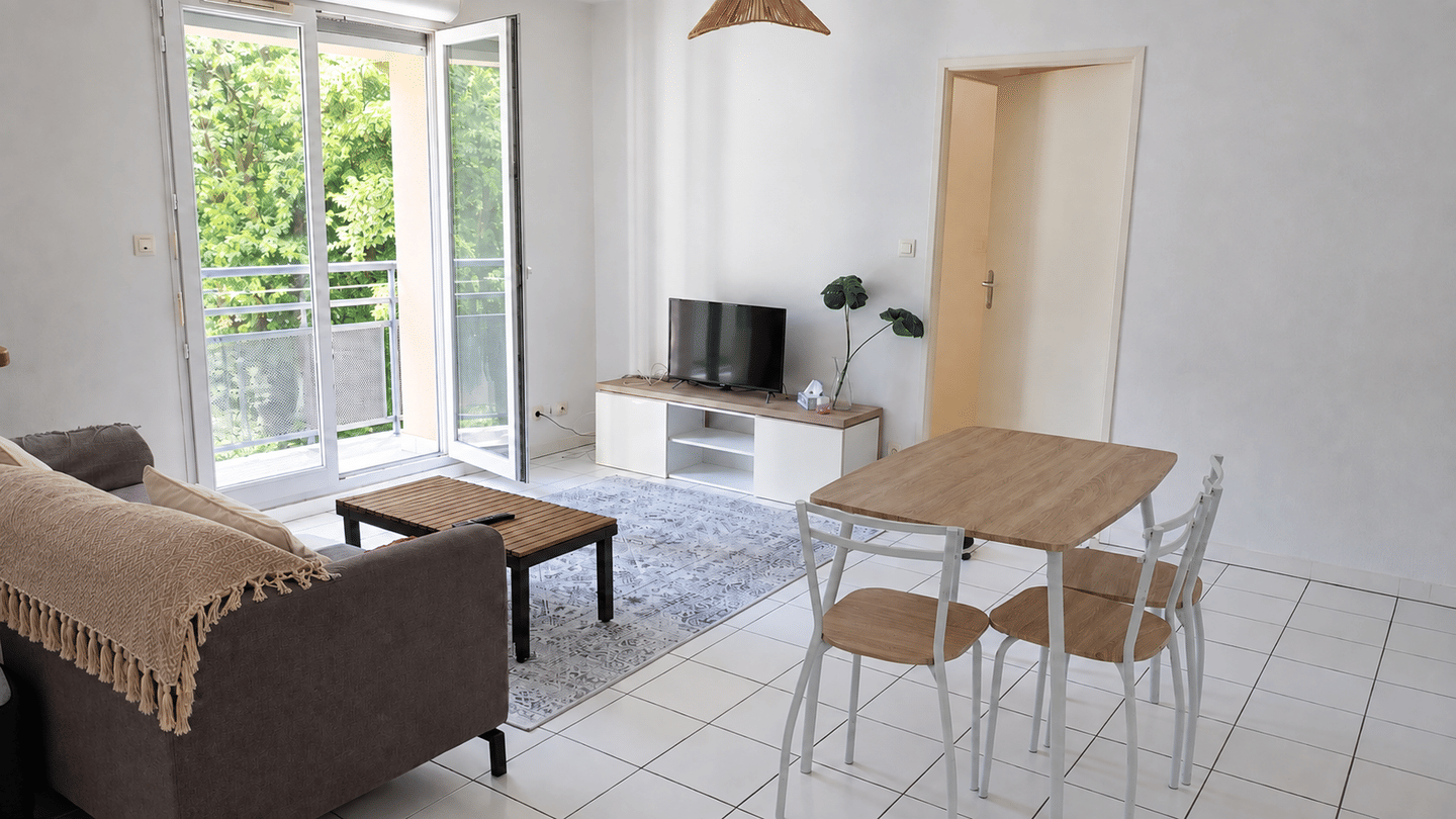 Appartement 2 pièces 45 m² · à Salles · 45 m² · 780 €/mois
