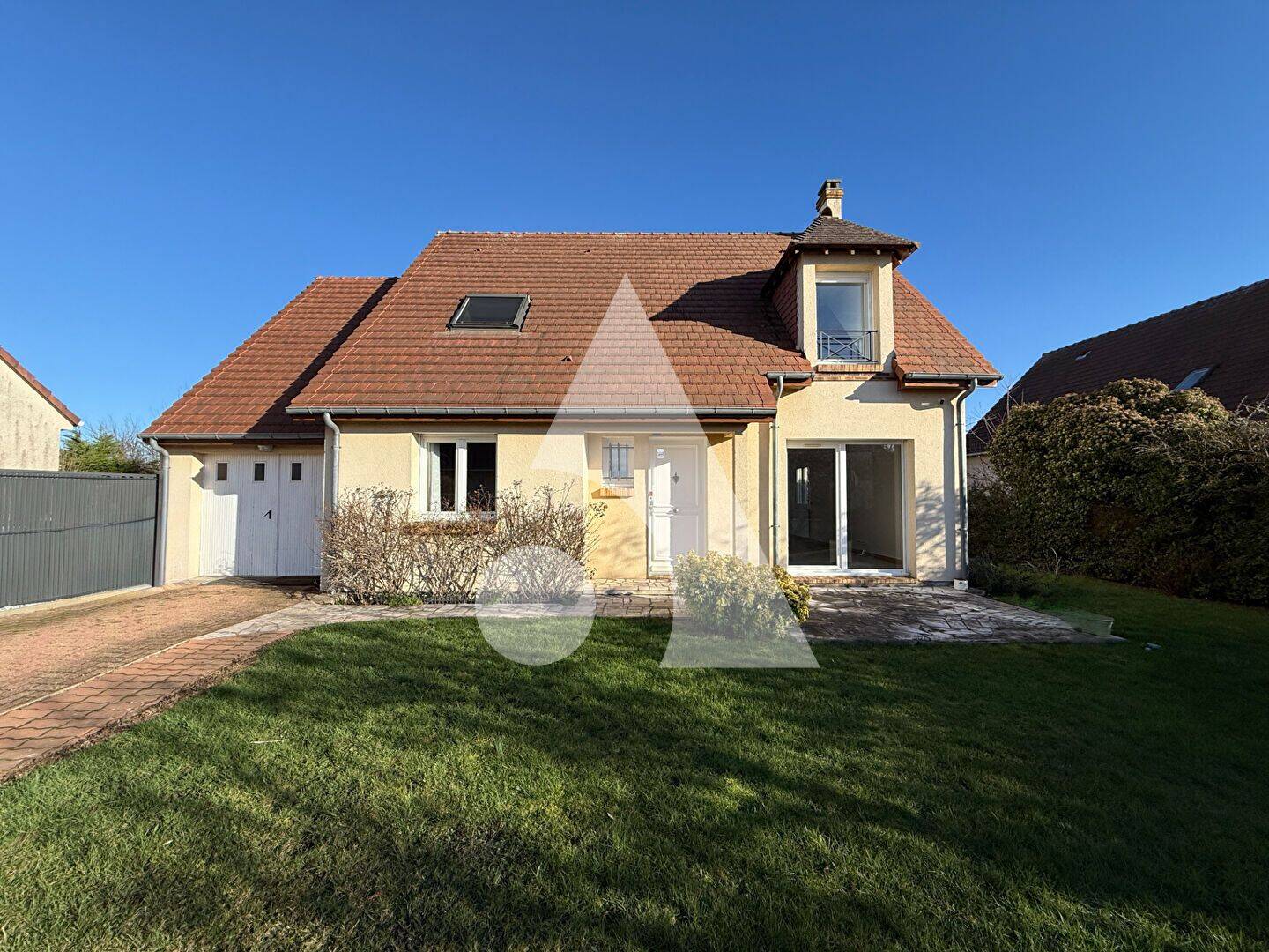 Maison 6 pièces 140 m² · à Évreux · 140 m² · 319 000 €