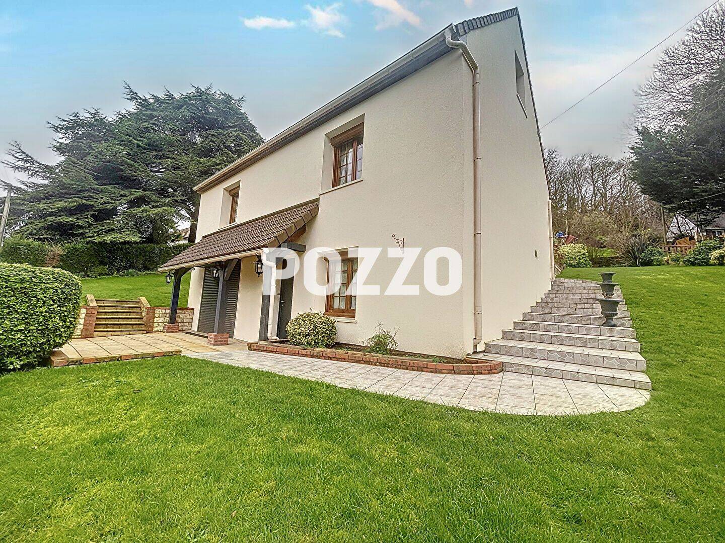 Maison 6 pièces 111 m² · à La Rivière-Saint-Sauveur · 111 m² · 299 000 €