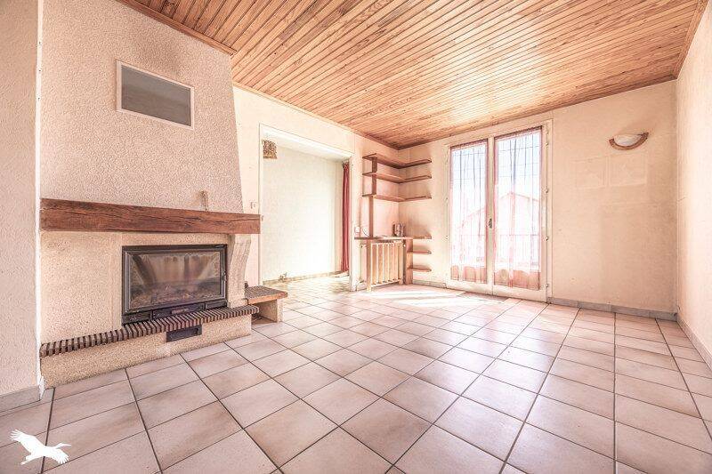 Maison 5 pièces 101 m² · à Aiffres · 101 m² · 153 700 €