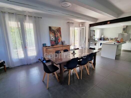 Maison à vendre 845 000 € 4 pièces 2 chambres 116 m² 18 771 m² de terrain Mimet 13105