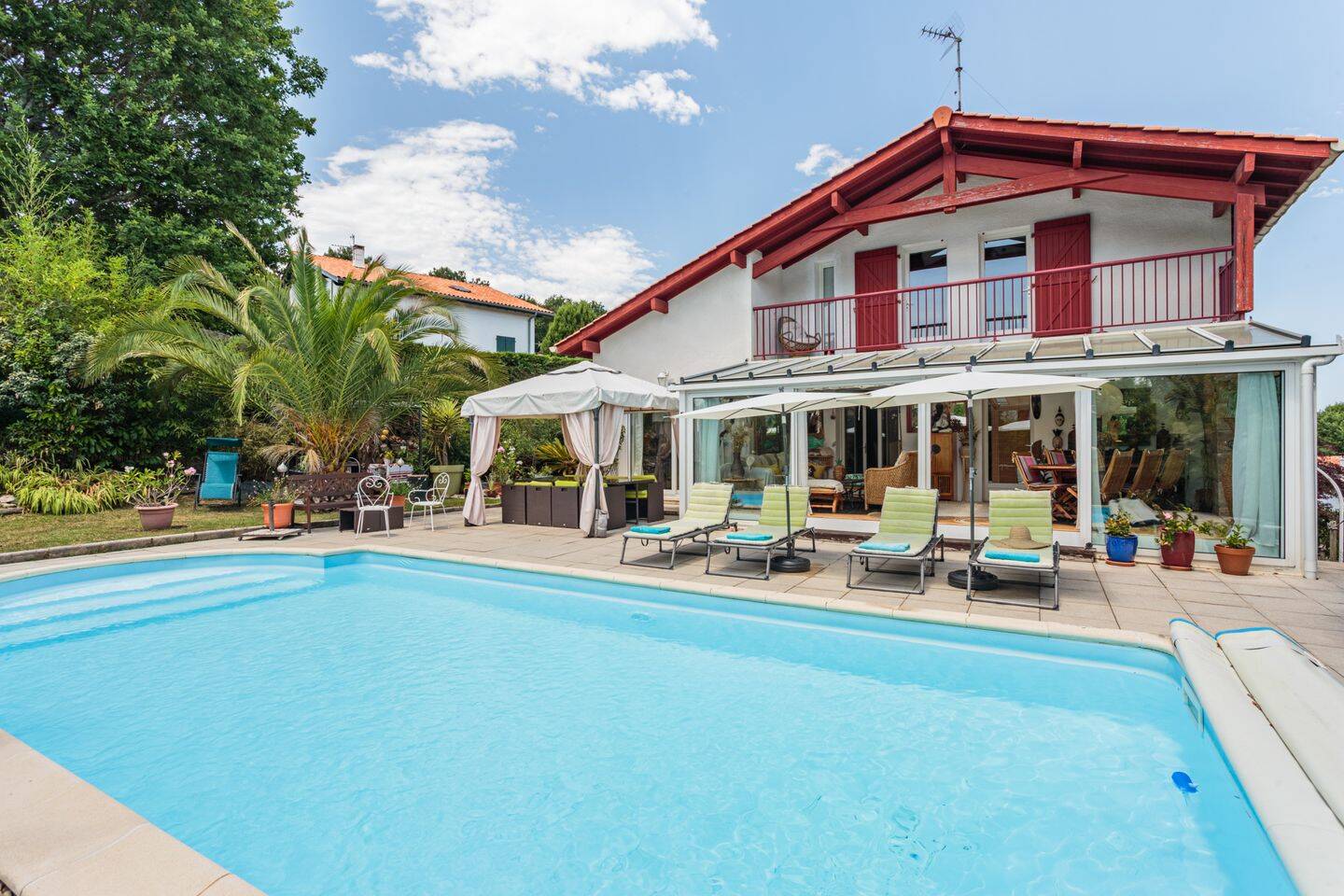 Maison 5 pièces 142 m² · à Bassussarry · 142 m² · 895 000 €