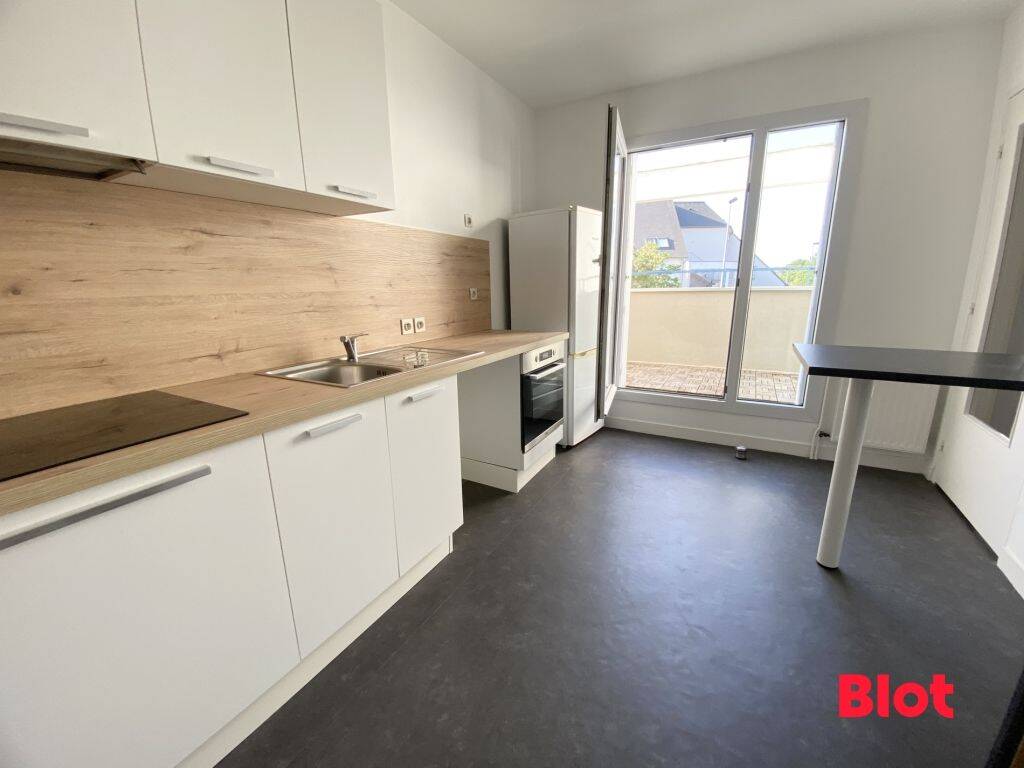 A LOUER / RENNES - CLEUNAY - T3 - 72.33m² - 794EUR CC - BALCON & — 3