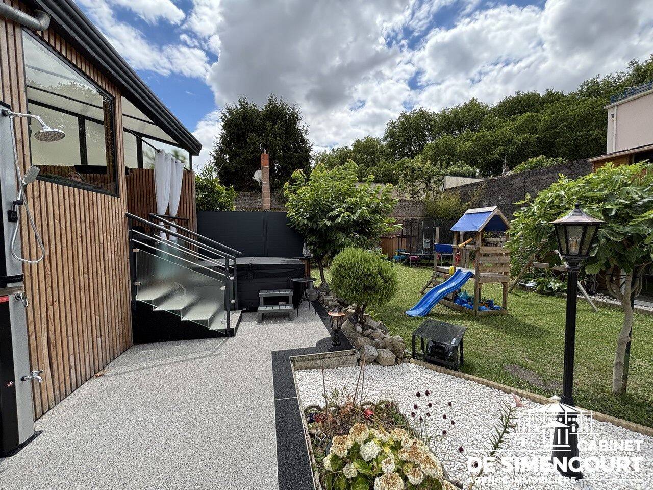 Maison 5 pièces 133 m² · à Amiens · 133 m² · 345 000 €