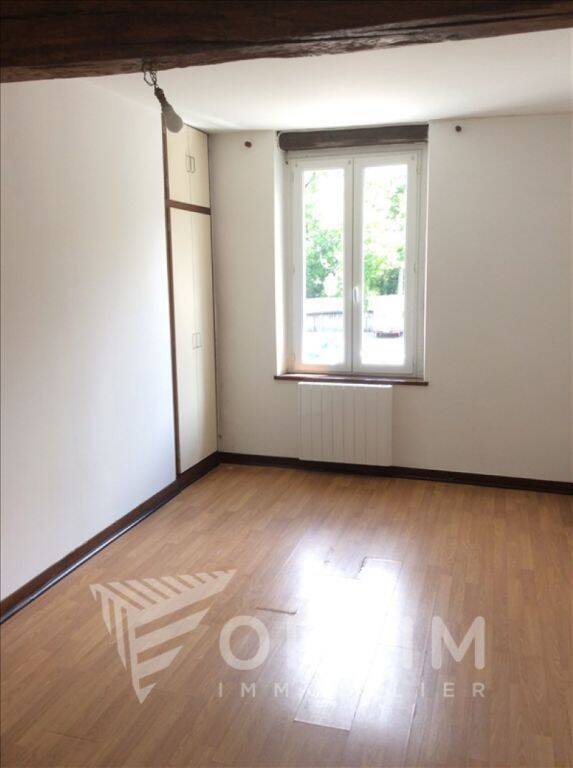 Appartement 3 pièces 62 m² · à Saint-Fargeau · 62 m² · 410 €