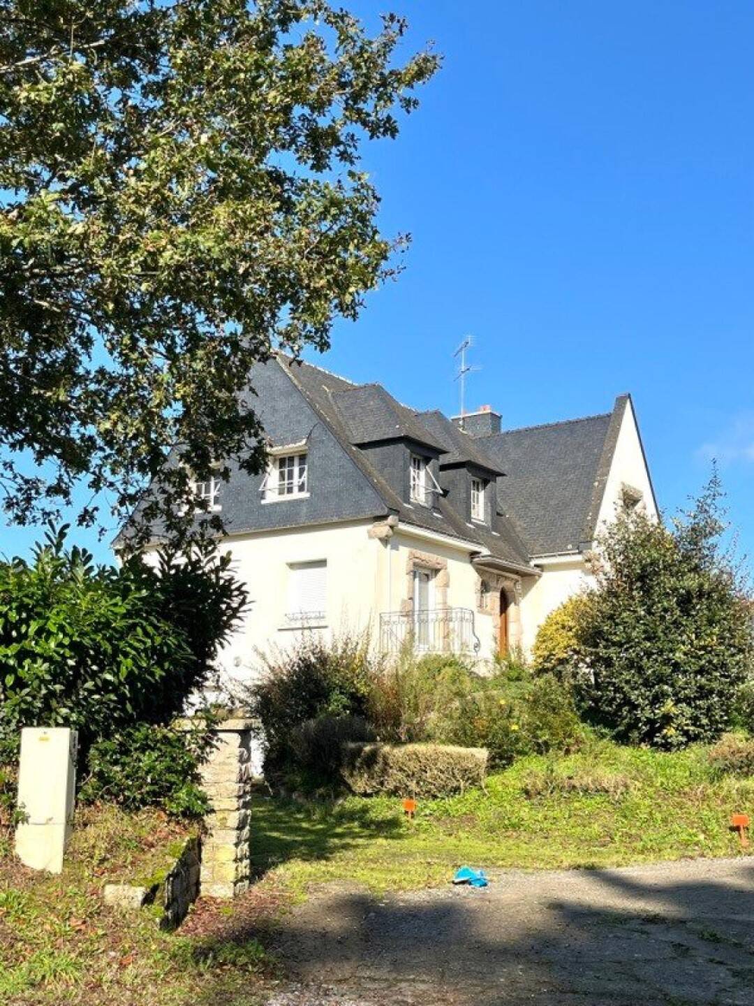 Maison 8 pièces 168 m² · à Férel · 168 m² · 293 200 €