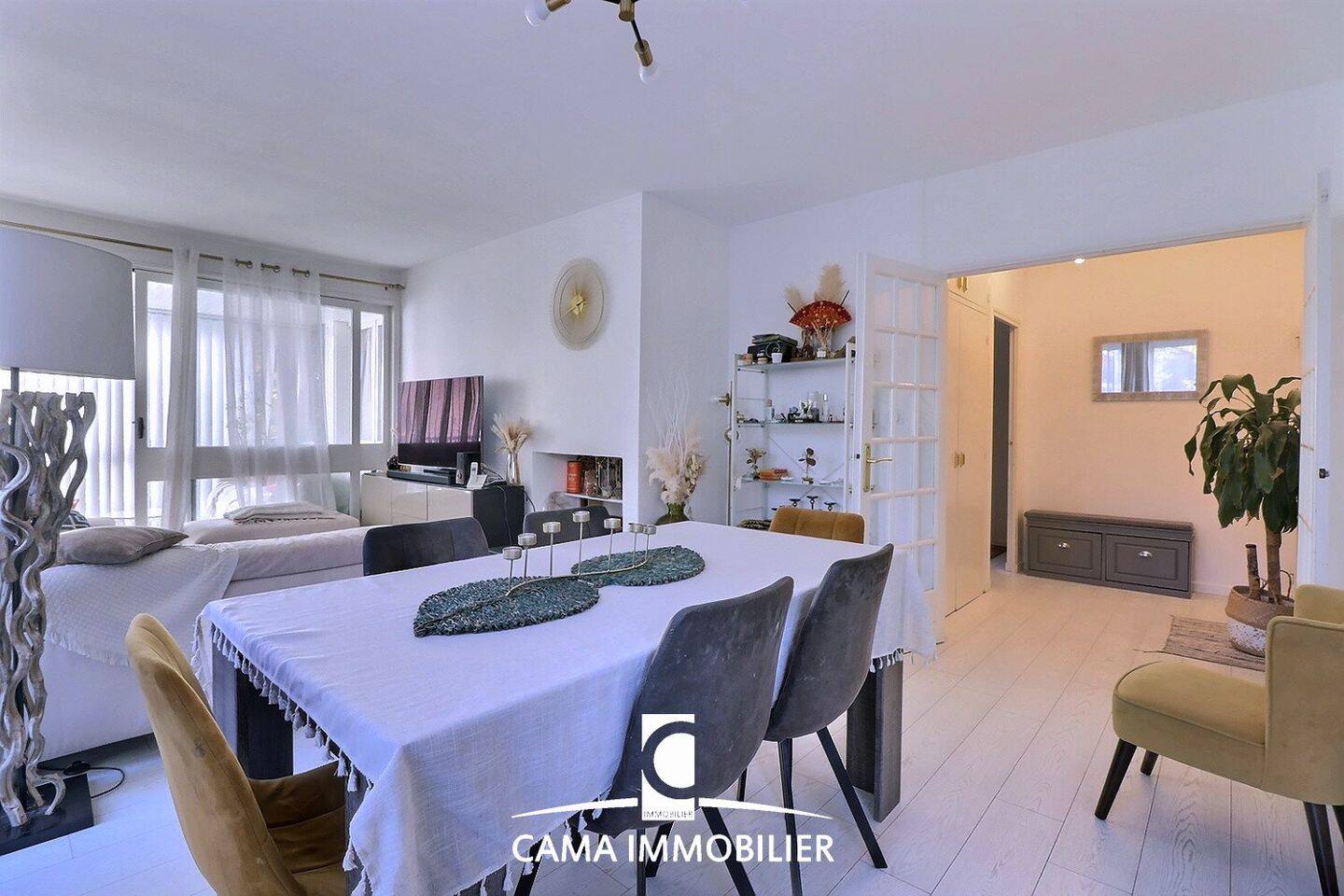Appartement 5 pièces 97 m² · à Fontenay-le-Fleury · 97 m² · 259 000 €