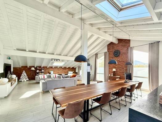 Espace bureau à vendre 572 000 € 314 m² de bureaux Ascain 64310