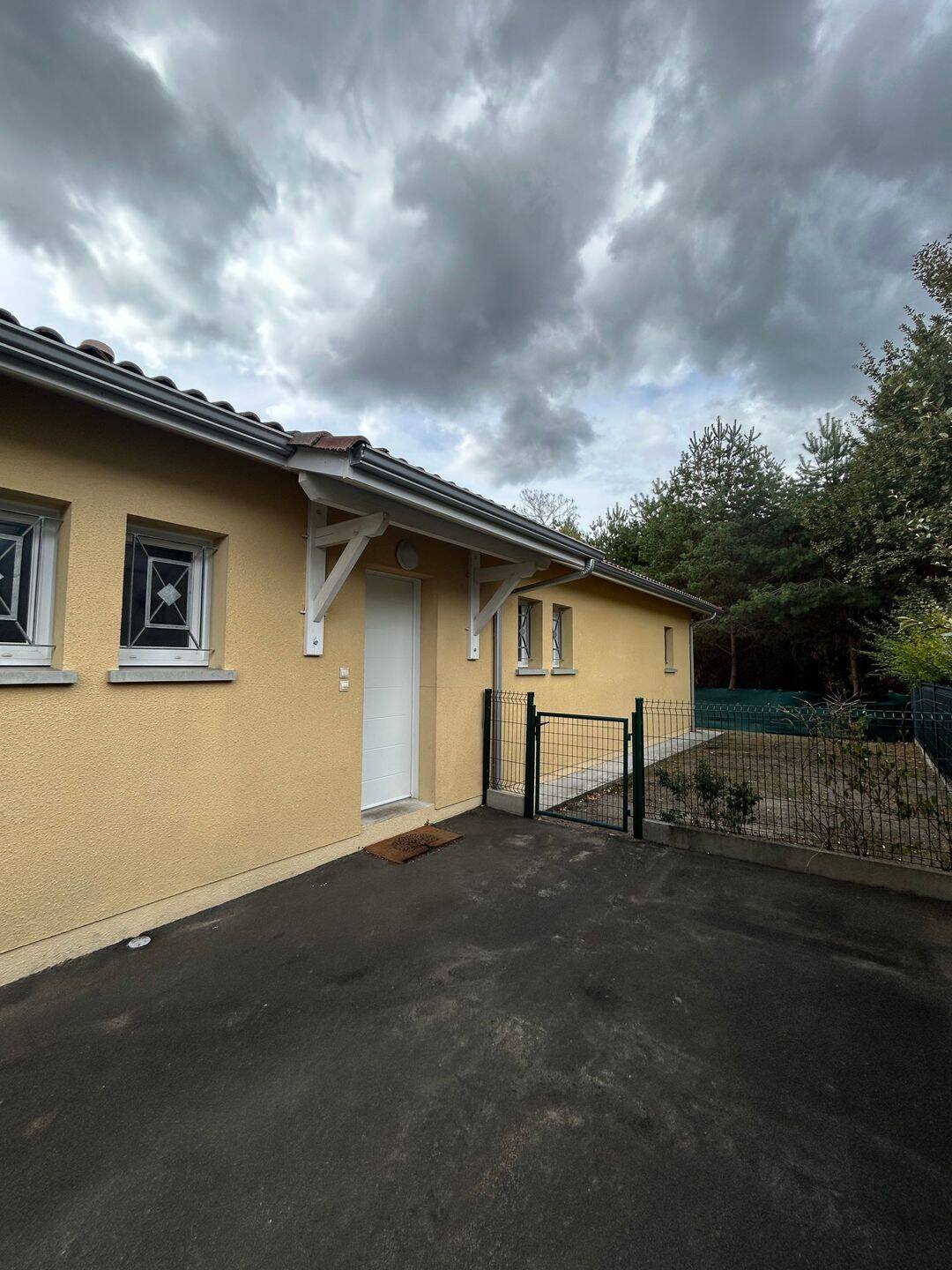 Maison 4 pièces 94 m² · à Mios · 94 m² · 1 220 €/mois