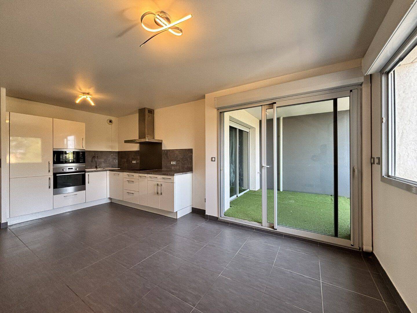 Appartement 3 pièces 62 m² · à Juvignac · 62 m² · 950 €